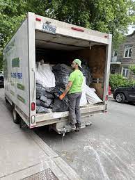 Best Moving and Downsizing Cleanouts  in Oblong, IL